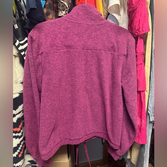 NWT Beyond Yoga New Terrain Pullover in Heathered Dark Beet Retail $99 - Picture 7 of 8